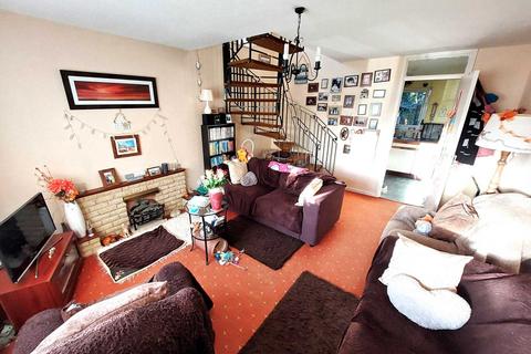 134 Alburgh Close, Bedford, MK42 0HF