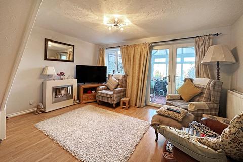 2 bedroom terraced house for sale, Hertford Way, Knowle, B93