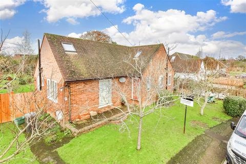 4 bedroom detached bungalow for sale, Greentrees Avenue, Tonbridge TN10