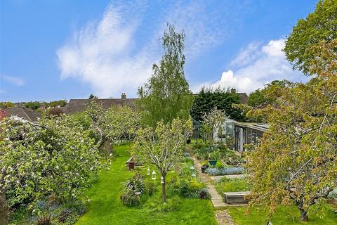 4 bedroom detached bungalow for sale, Greentrees Avenue, Tonbridge TN10