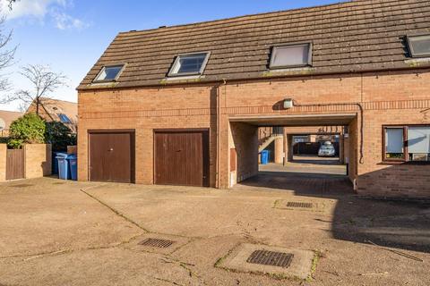50 Capstan Way, London, SE16 5HH