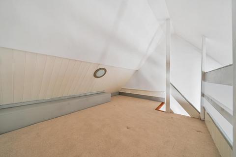 50 Capstan Way, London, SE16 5HH