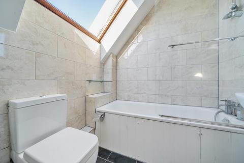50 Capstan Way, London, SE16 5HH