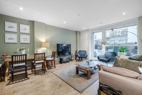 3 bedroom flat to rent, ANGEL LANE, SE17