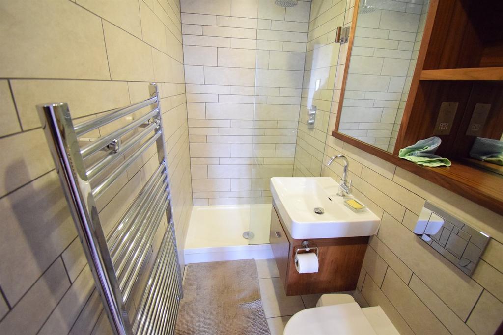 Ensuite