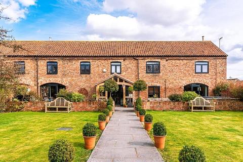 5 bedroom barn conversion for sale, Chestnut Barn, Butt Lane, Wold Newton, Driffield, YO25