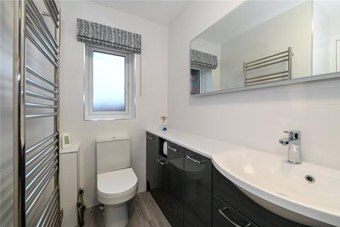 10 Froxmere Fields, Crowle, Worcester, WR7 4SA