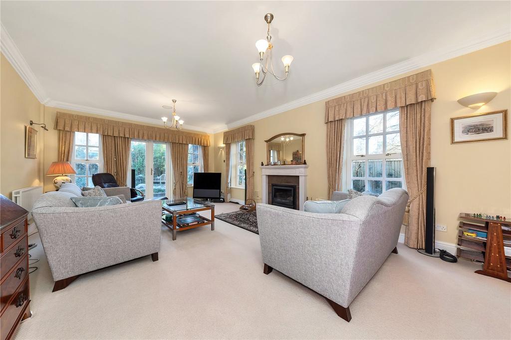 Madingley Road, Cambridge, Cambridgeshire 6 bed detached house for sale