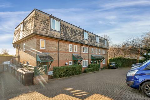 2 bedroom flat for sale, Redcot Mews, Stamford, PE9