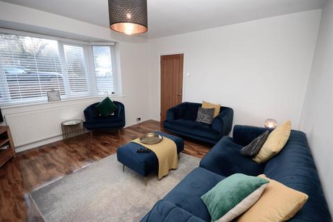17 Cherrytree Drive, Whickham, Newcastle Upon Tyne, NE16 4TQ