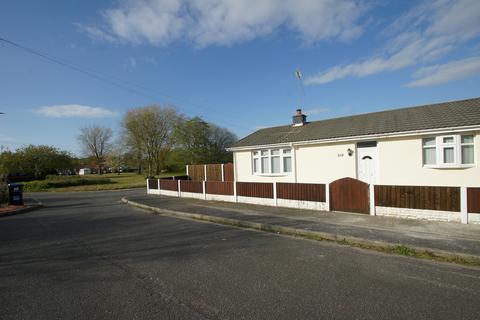 3 bedroom bungalow to rent, Moorland Road, Ellesmere Port, Cheshire. CH66