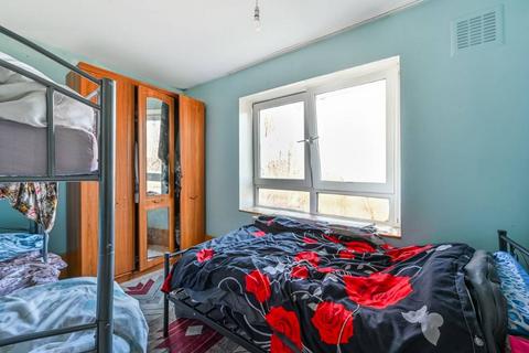 3 bedroom flat for sale - Hilldrop Crescent, Camden, London, N7