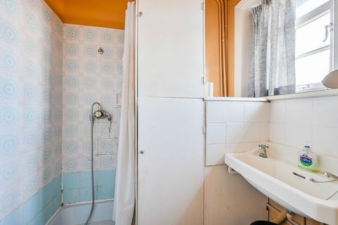 28 Denison Road, London, W5 1NU