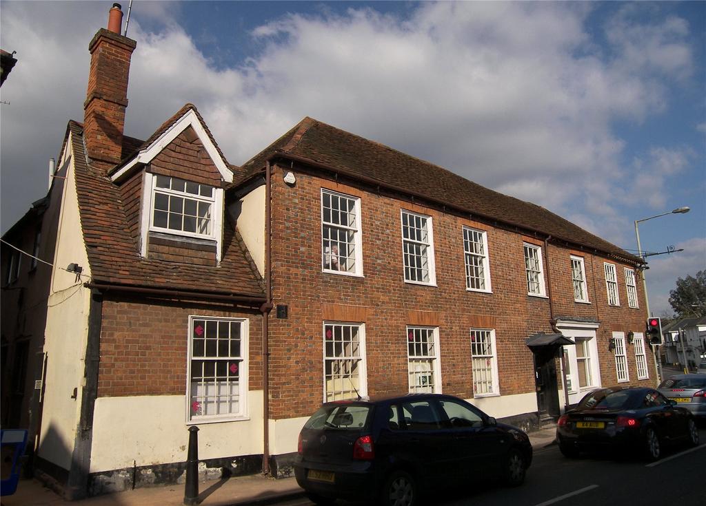 Twyford, Reading RG10 6 bed property for sale £1,200,000