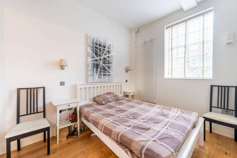 1 bedroom flat for sale, Porchester Gardens, Queensway, London, W2
