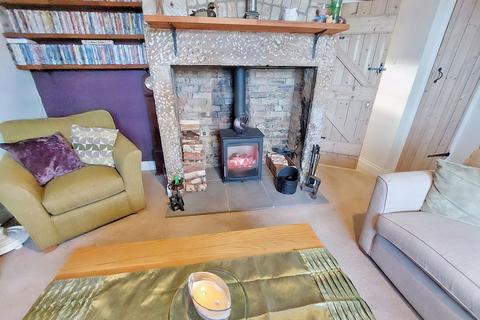 3 bedroom bungalow for sale - Garden Terrace, Shilbottle, Northumberland, NE66 2HX