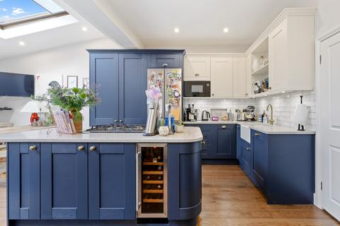 150 Trentham Street, London, SW18 5DJ