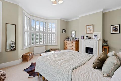 150 Trentham Street, London, SW18 5DJ