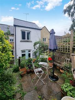 22 Court Barton, Crewkerne, TA18 7HP