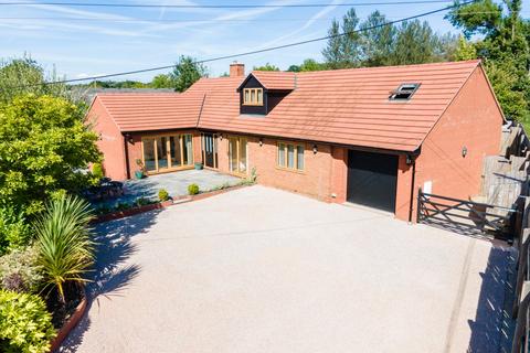 4 bedroom detached house for sale, Chard Common, Chard TA20