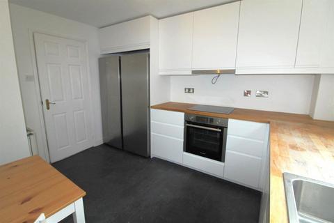 2 bedroom flat for sale, Oak House, Allerton Park, Chapel Allerton