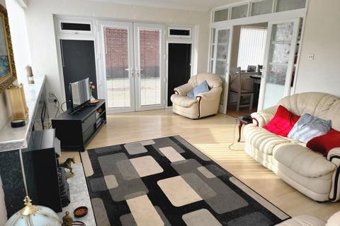 2 bedroom detached bungalow for sale, Prince Avenue, Skegness PE24