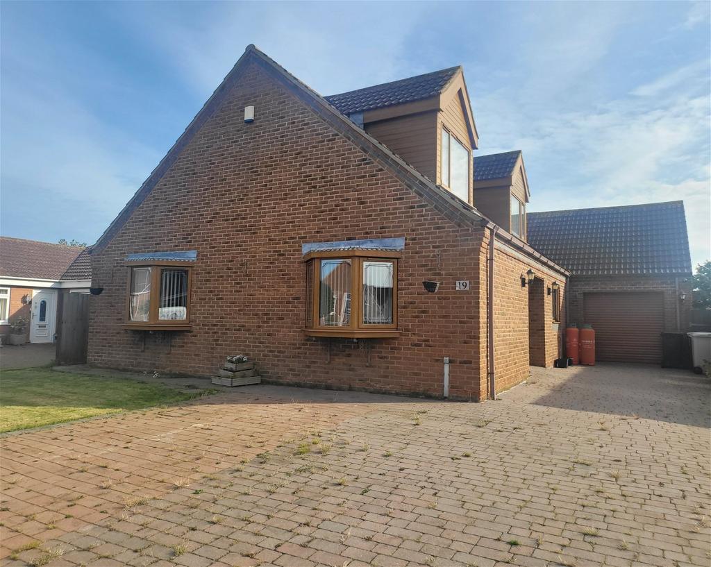 Elliott Way, Skegness PE24 4 bed detached house for sale £300,000