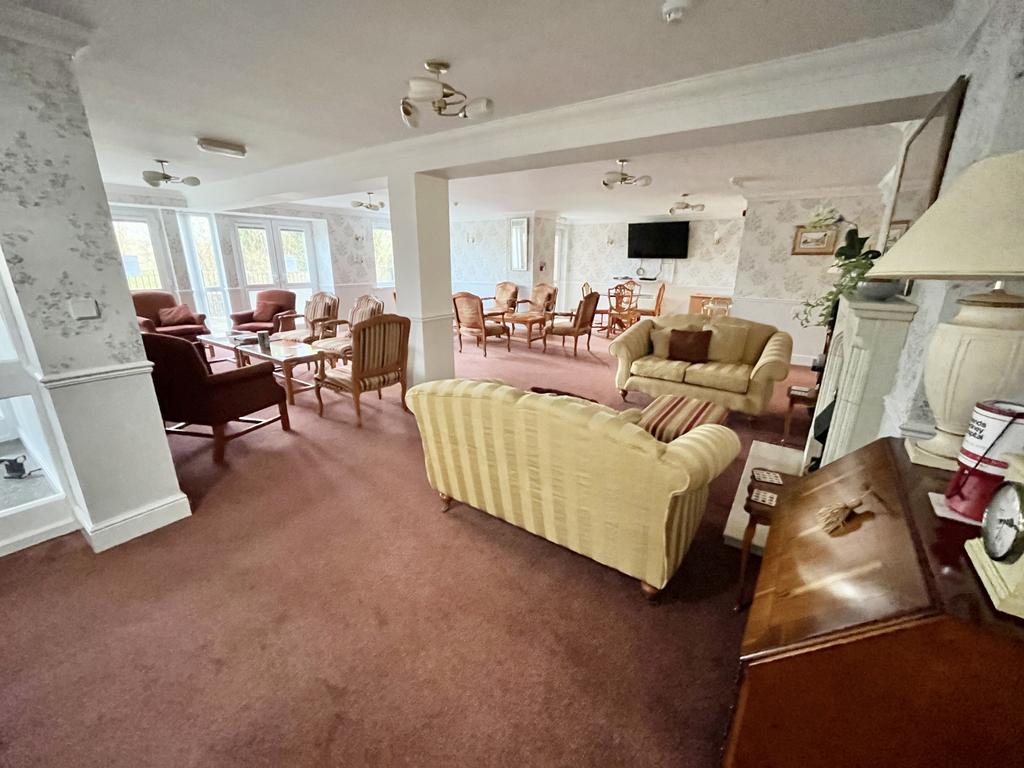 Communal Lounge