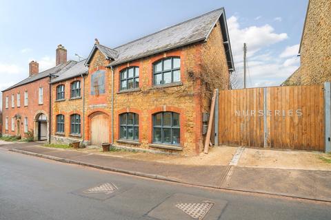 3 bedroom townhouse for sale, Upper High Street, Castle Cary, BA7
