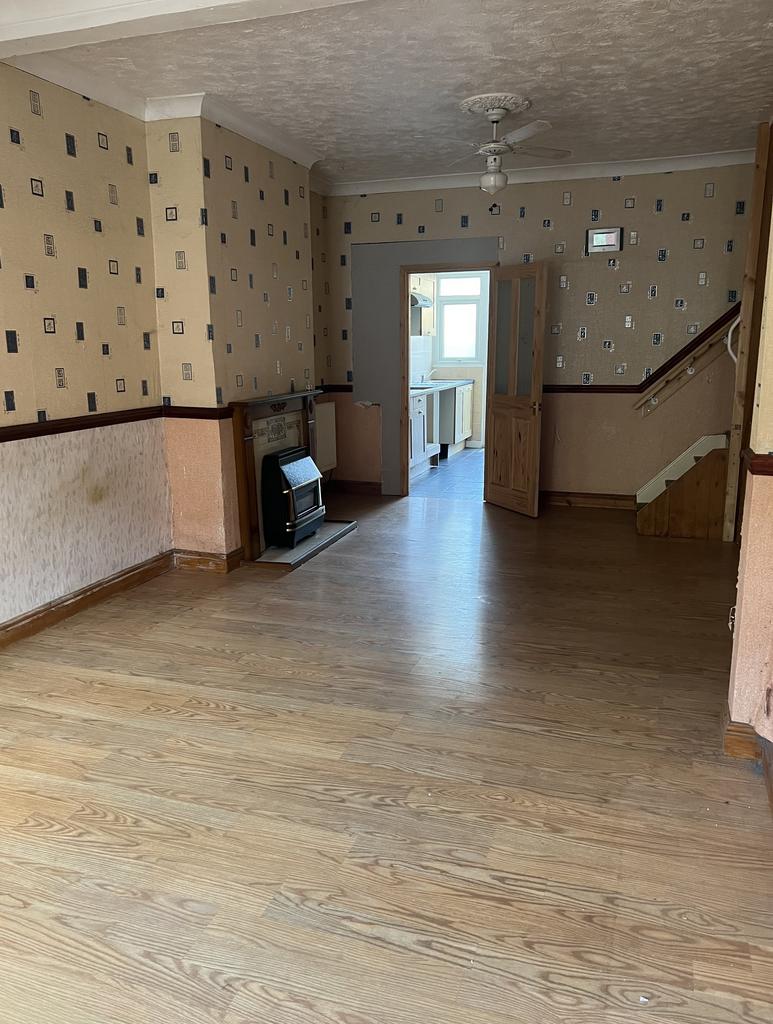 Street, Newport NP19 3 bed terraced house £130,000