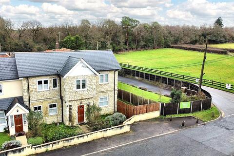 4 bedroom terraced house for sale, Dockenfield Road, Bucks Horn Oak, Farnham, Surrey, GU10