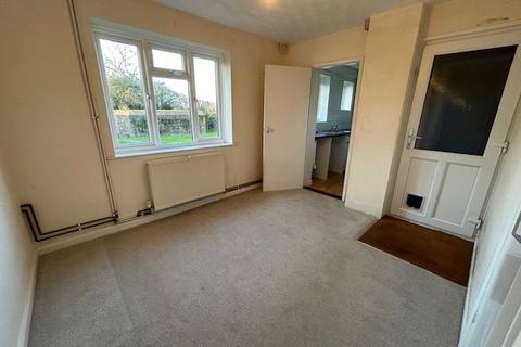 2 bedroom semi-detached house to rent - Tuddenham Road, Ipswich IP4