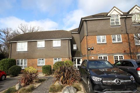 undefined, Colham Road, Uxbridge, UB8