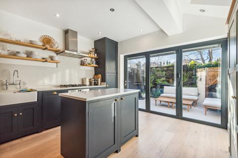 65 Grena Road, Richmond, TW9 1XS