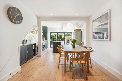 65 Grena Road, Richmond, TW9 1XS