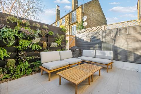 65 Grena Road, Richmond, TW9 1XS