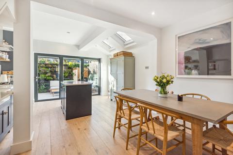 65 Grena Road, Richmond, TW9 1XS