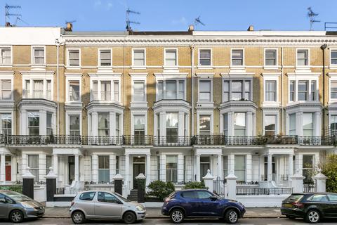 2 bedroom flat to rent, Holland Road, Kensington, London