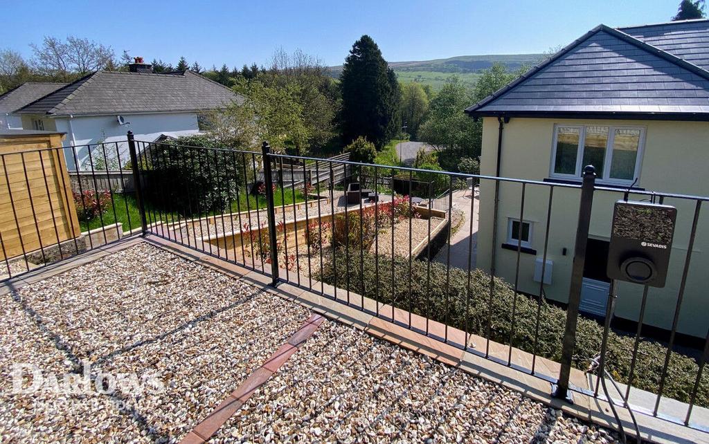 Pontsticill, Merthyr Tydfil 3 bed semidetached house £450,000
