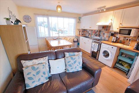 2 bedroom terraced house for sale, 39 Freshwater Bay Holiday Village