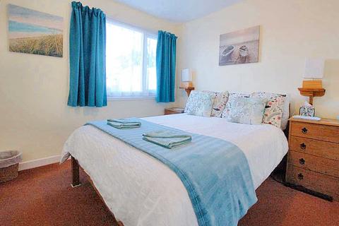 2 bedroom terraced house for sale, 39 Freshwater Bay Holiday Village