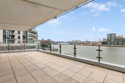 3 bedroom flat for sale, Ensign House, Juniper Drive, London