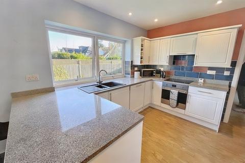 3 bedroom detached bungalow for sale, West Christchurch