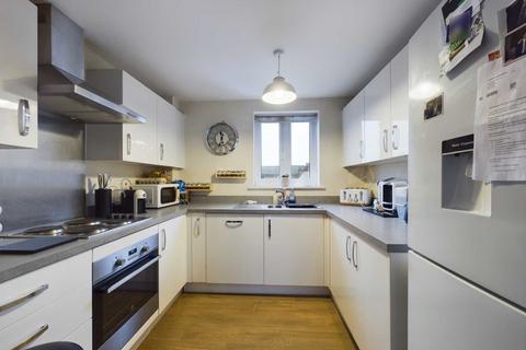 2 bedroom flat for sale, Putman Street, Aylesbury HP19