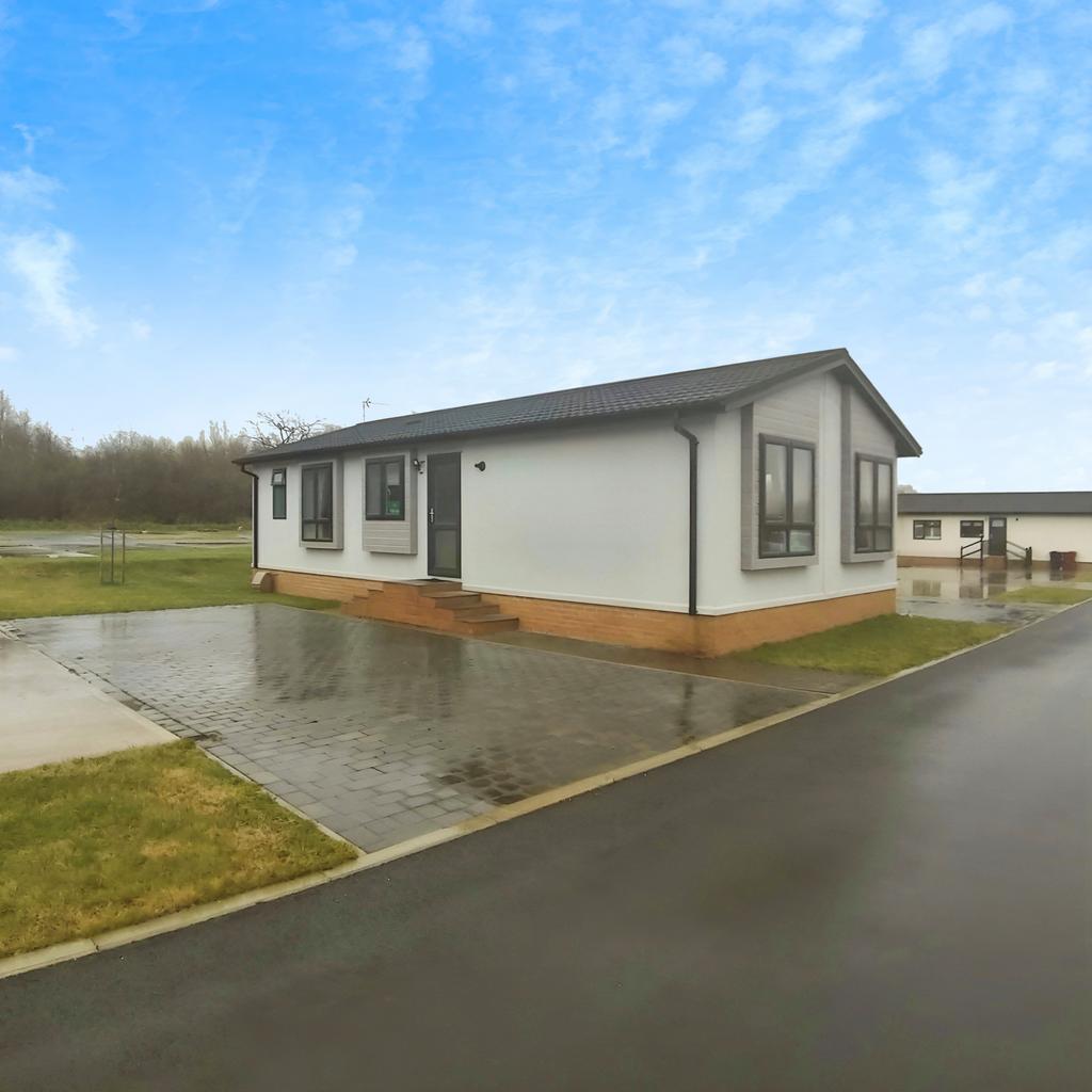 Stretton, Derbyshire, DE55 2 bed park home for sale £249,950