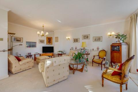 4 bedroom end of terrace house for sale - Sunningdale Close, Stanmore, HA7