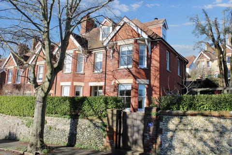 5 bedroom semi-detached house for sale, Bradford Road, Lewes