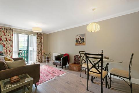 2 bedroom flat for sale, Medway Street, SW1P
