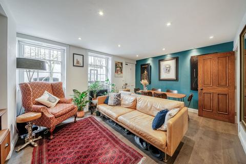 2 bedroom ground floor flat for sale, Trinity Street, London, SE1