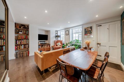 2 bedroom ground floor flat for sale, Trinity Street, London, SE1